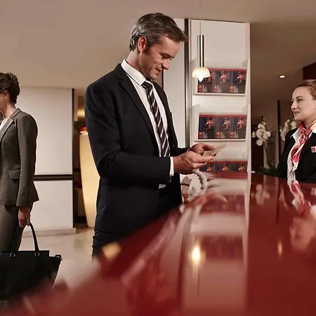 アパートホテル アダージョ オペラ パリ