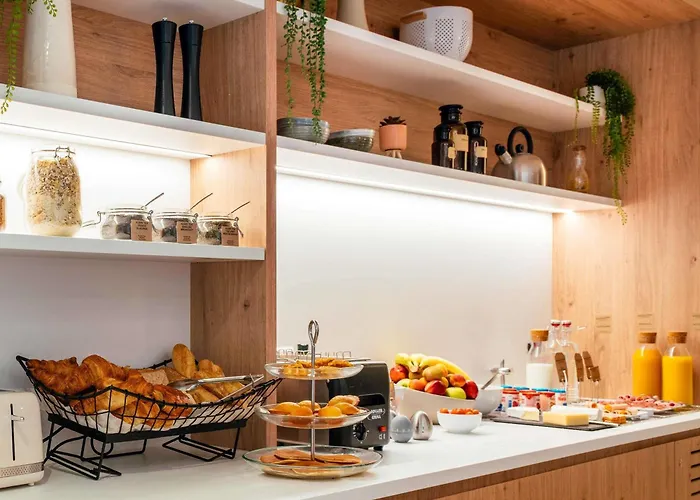 巴黎歌剧院阿德吉奥公寓酒店 4*