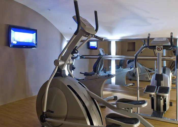 Apartmanhotel Adagio Opera 4*