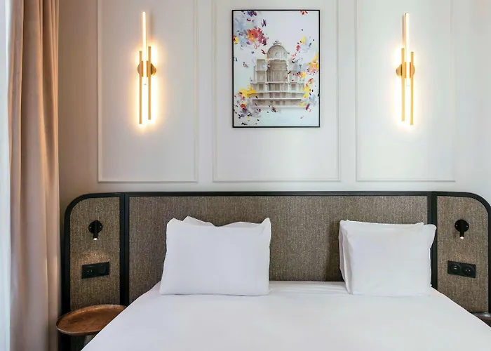 أداغيو أوبرا الفندقية مع خدمة ذاتية 4*