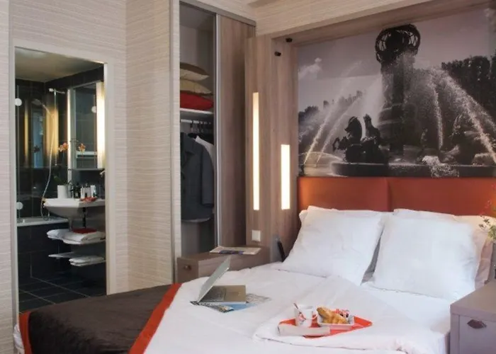 Apartmanhotel Adagio Opera 4*