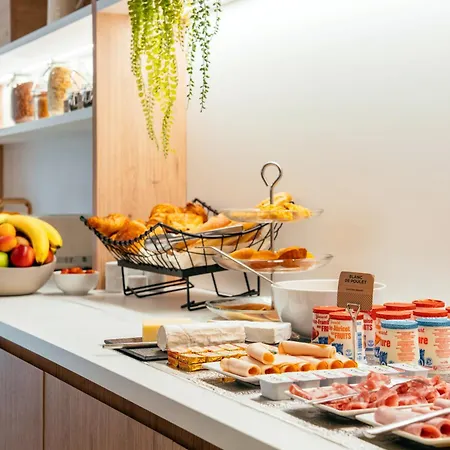 Adagio Opera 4* Paryż